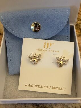 NEW Bomb Party BP 2026 Vermeil New Sterling Club Boss Bee Studs Earrings Gold
